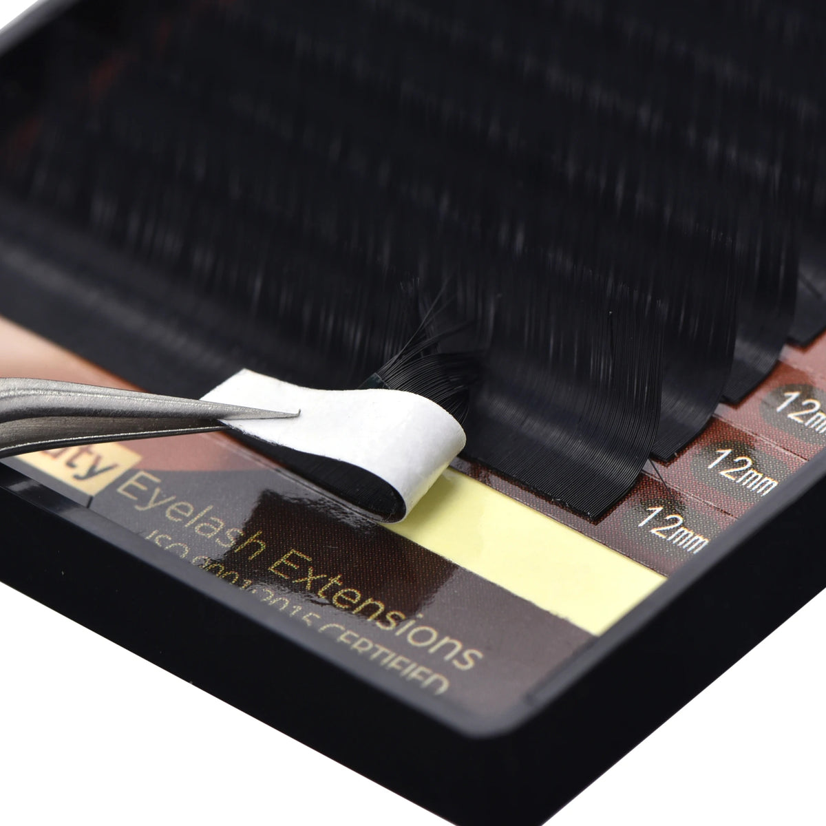 Premium real mink eyelashes for a soft and natural look.