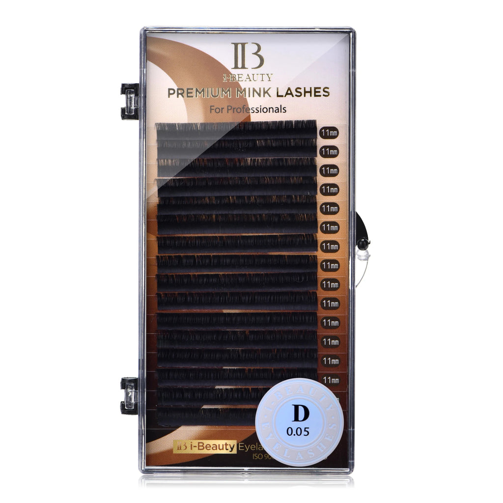 Premium real mink eyelashes for a soft and natural look.